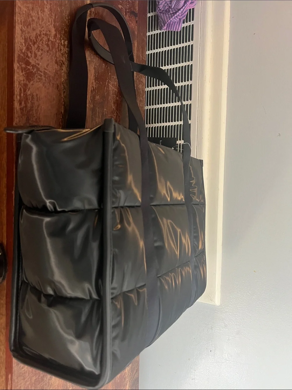 kate spade Black Puffer Laptop Black shiny Tote